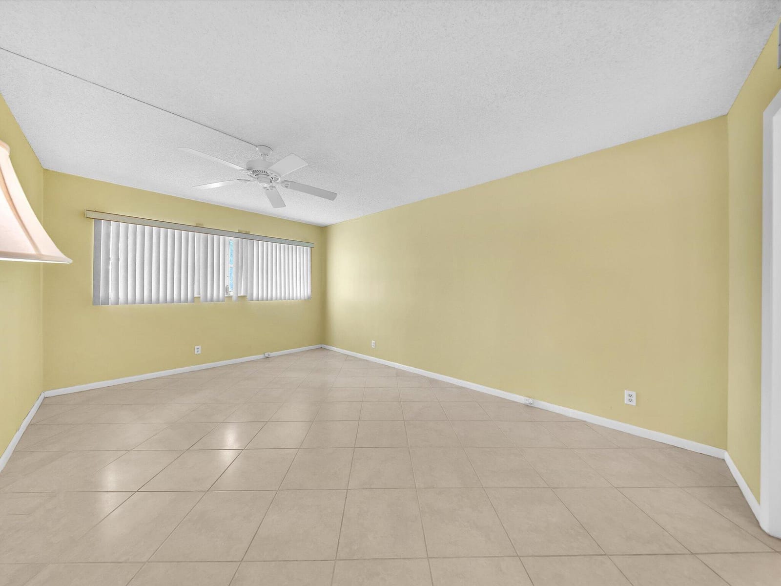 7807 GOLF CIR Drive 105, Margate, FL 33063 photo 20