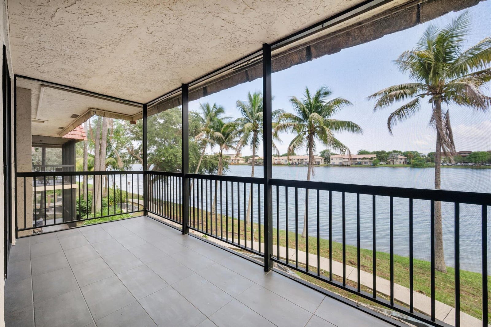 740 NE 199TH Street 205G