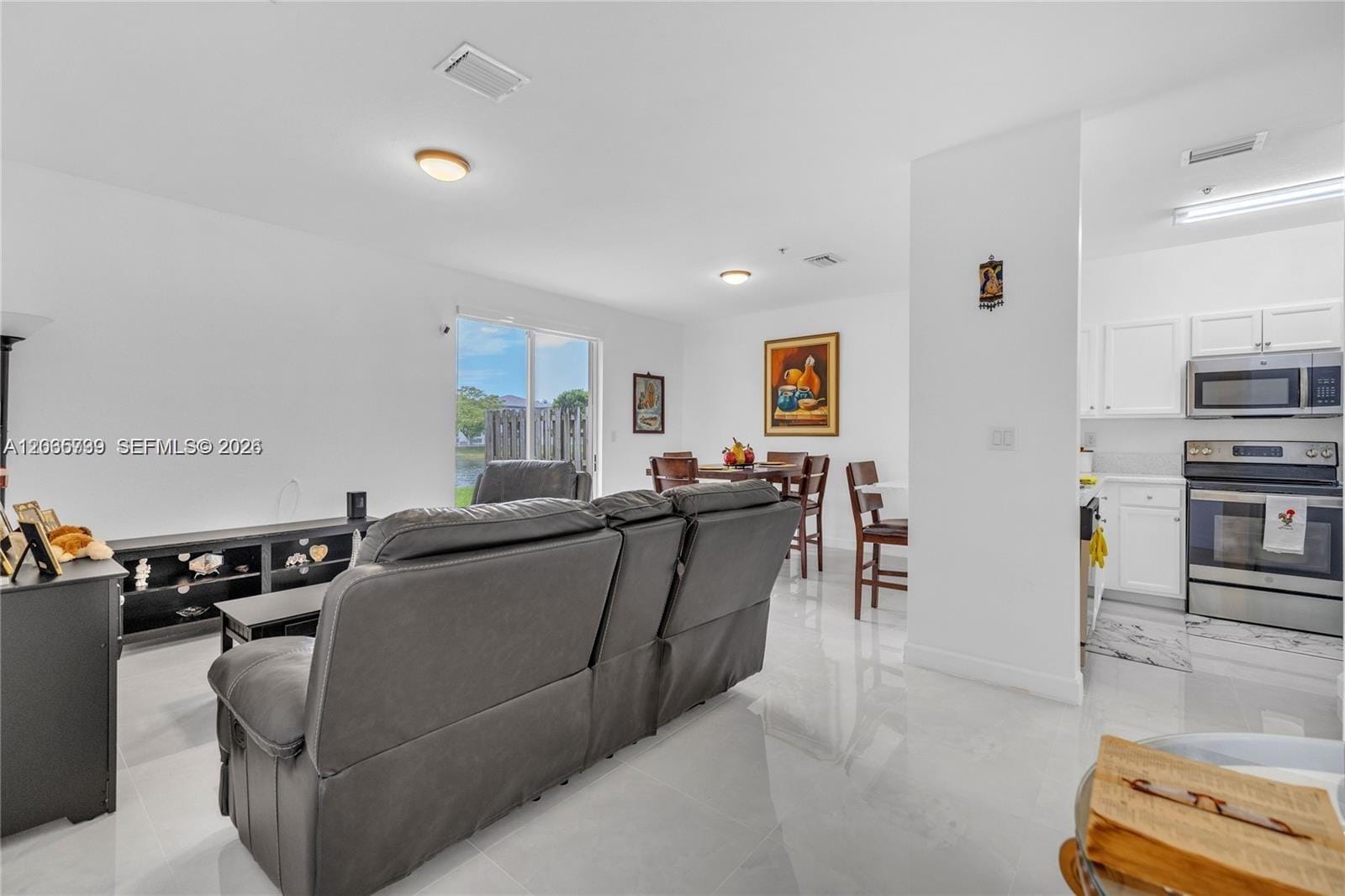 2819 SE 1st Drive 7 — photo 8