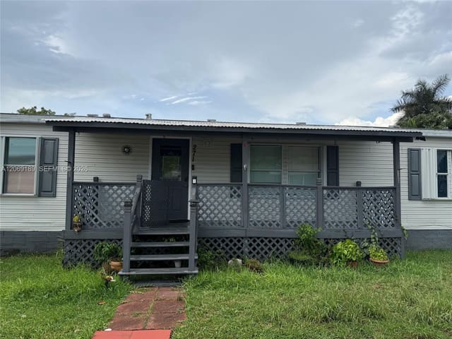 19800 SW 180th, Americana Village, Miami, FL