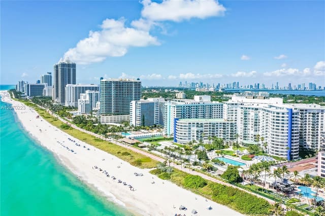 5151 Collins Avenue 427, Miami Beach, FL 33140
