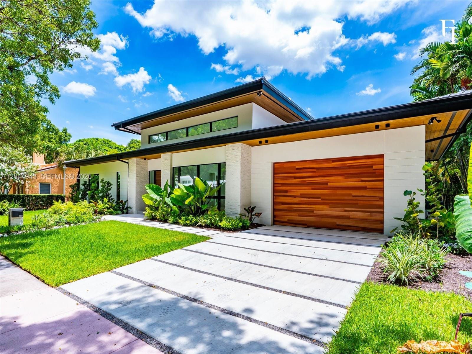 1111 Alberca Street, Coral Gables, FL 33134 photo 4