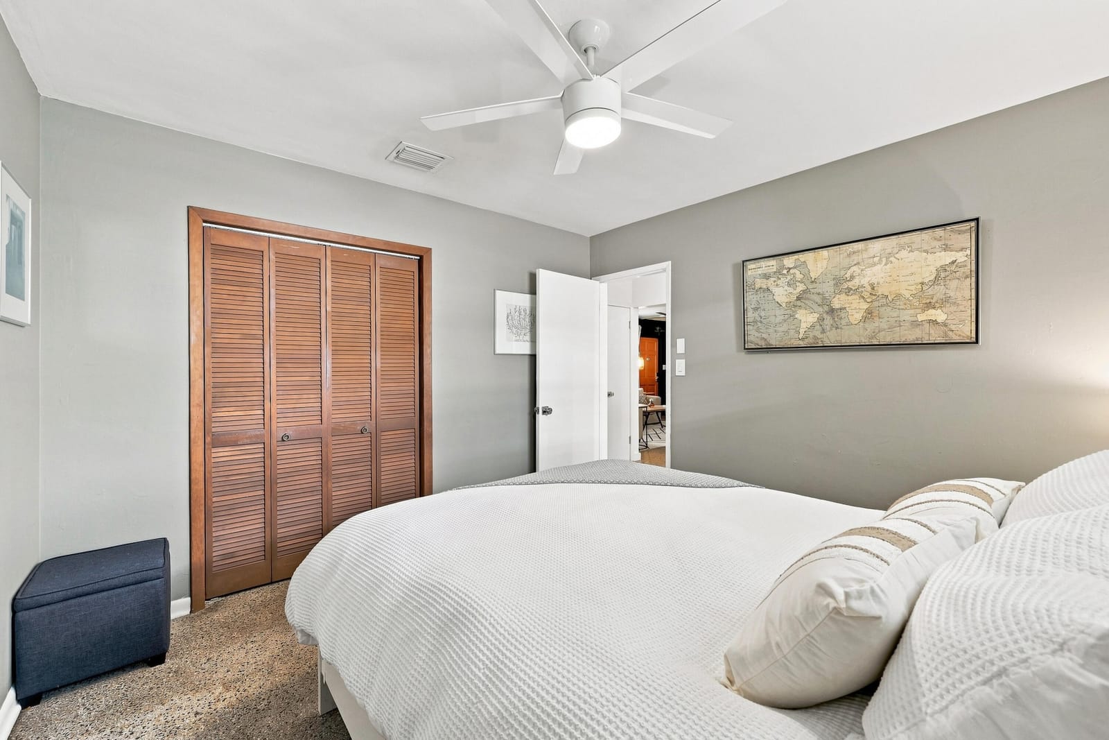 496 NW 47TH Court, Oakland Park, FL 33309 photo 11