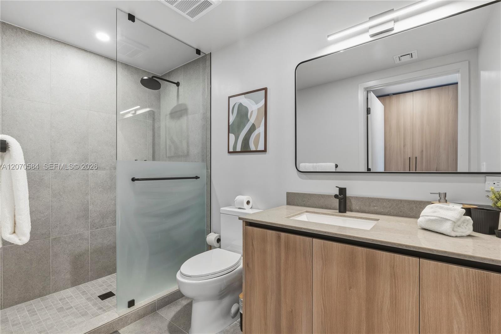 121 NE 5th Street 3312, Miami, FL 33132 photo 21