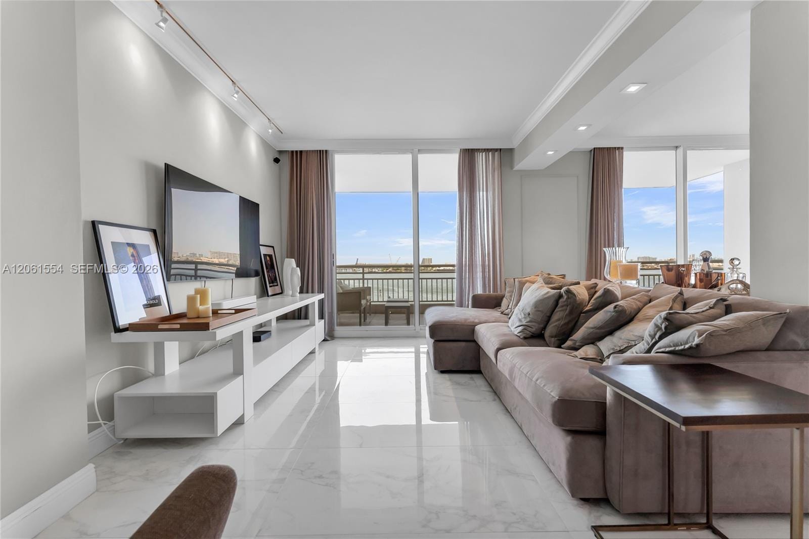 888 Brickell Key Drive 508 — photo 2
