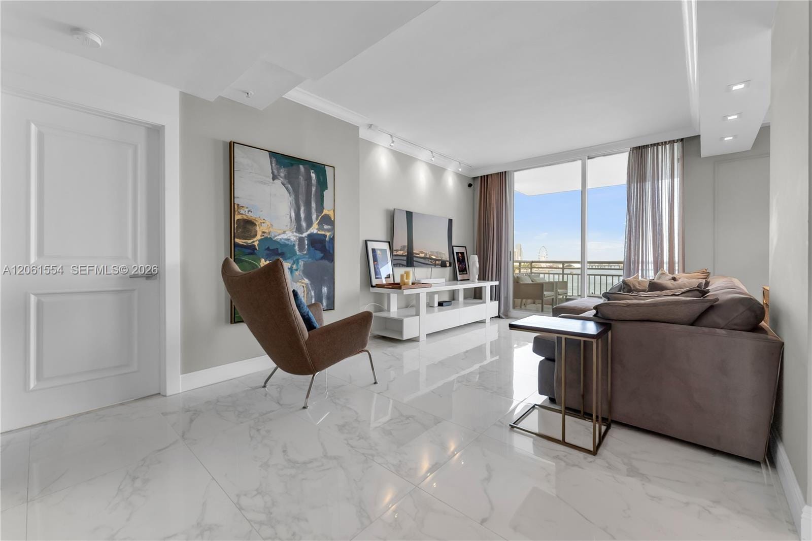 888 Brickell Key Drive 508, Miami, FL 33131 photo 27
