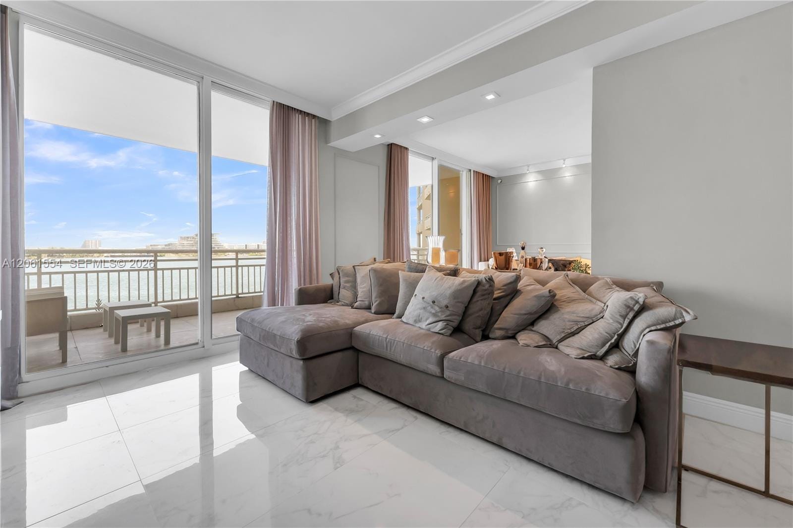 888 Brickell Key Drive 508, Miami, FL 33131 photo 28
