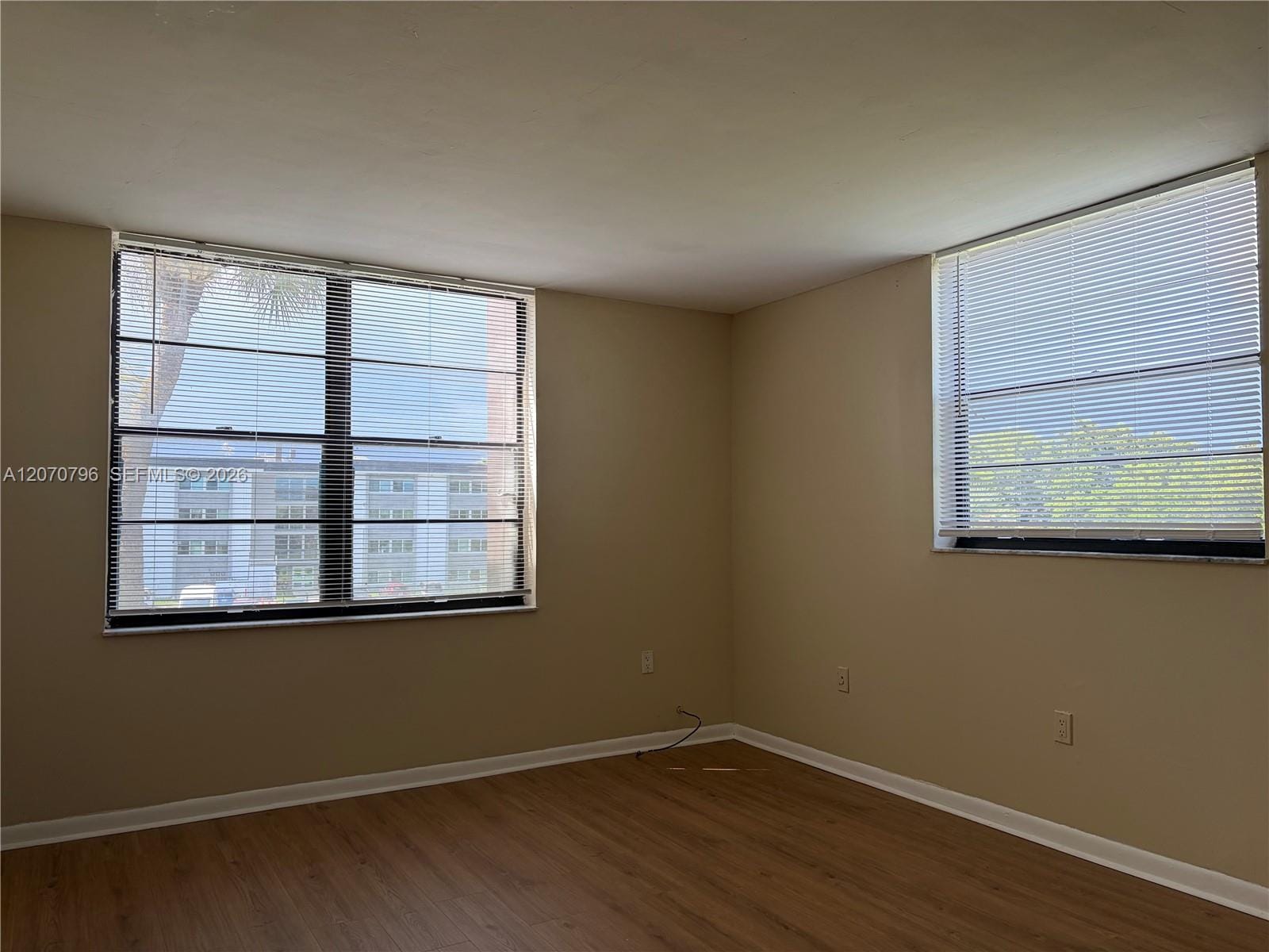10865 SW 112th Avenue 313 — photo 8