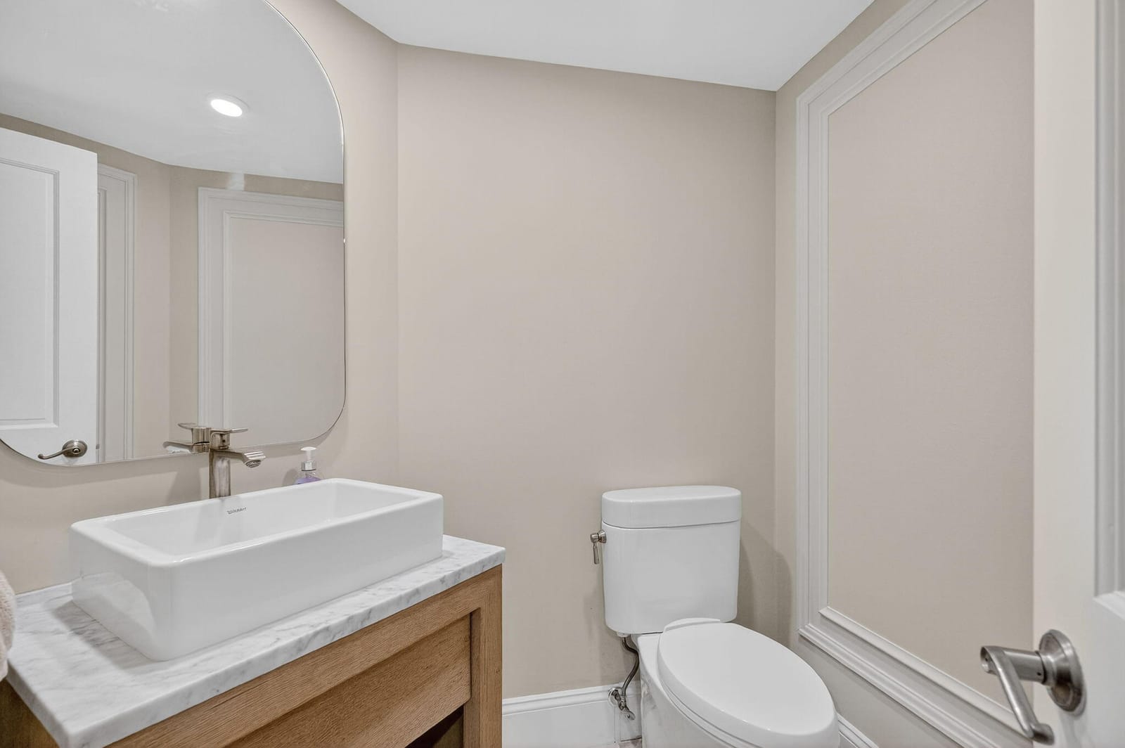 701 Brickell Key Boulevard 1604, Miami, FL 33131 photo 16