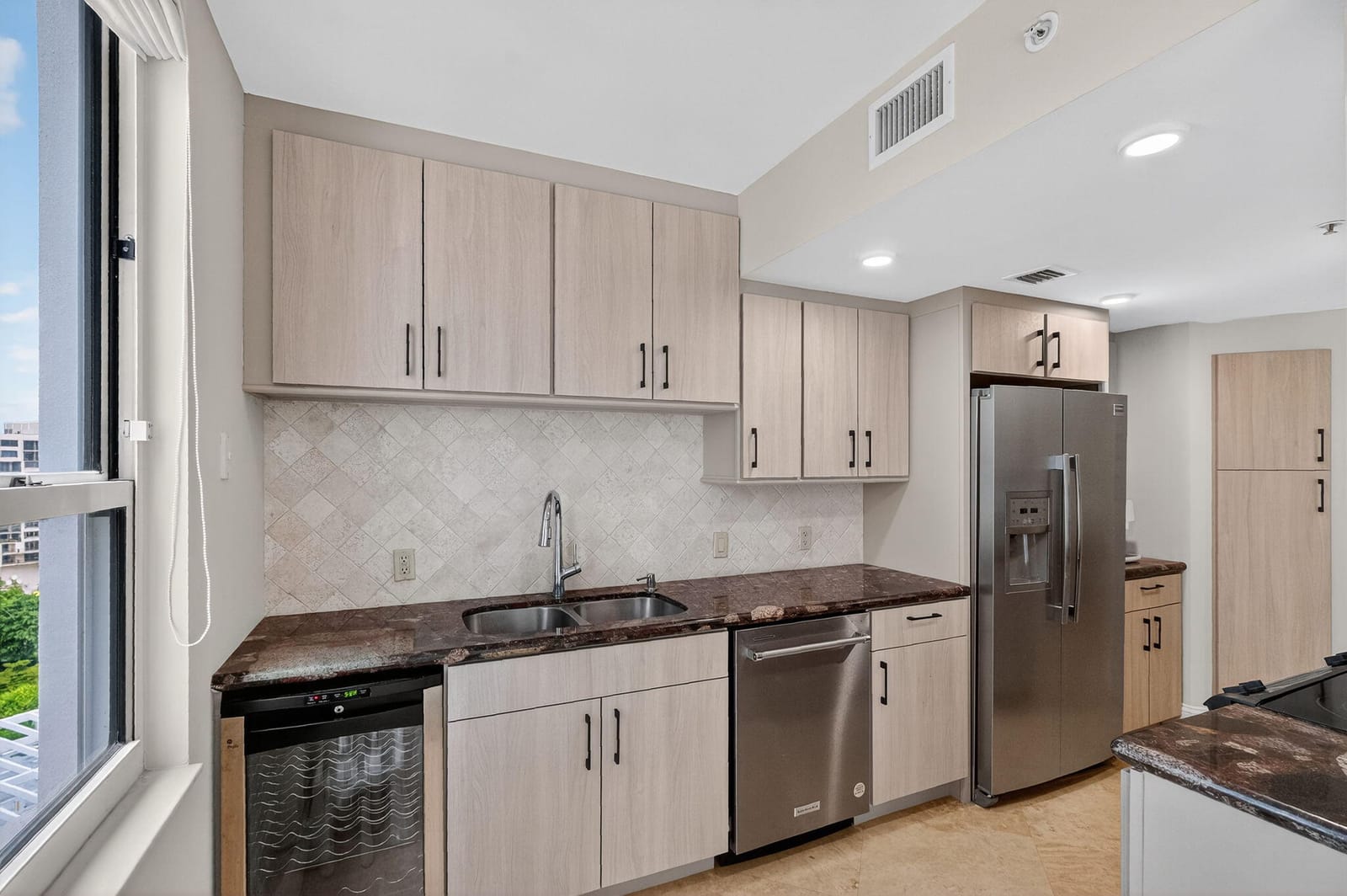 701 Brickell Key Boulevard 1604, Miami, FL 33131 photo 25