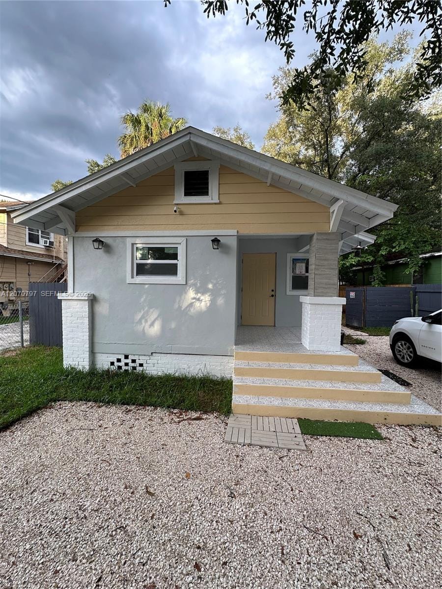 8111 N 10, Tampa, FL 33604 photo 1