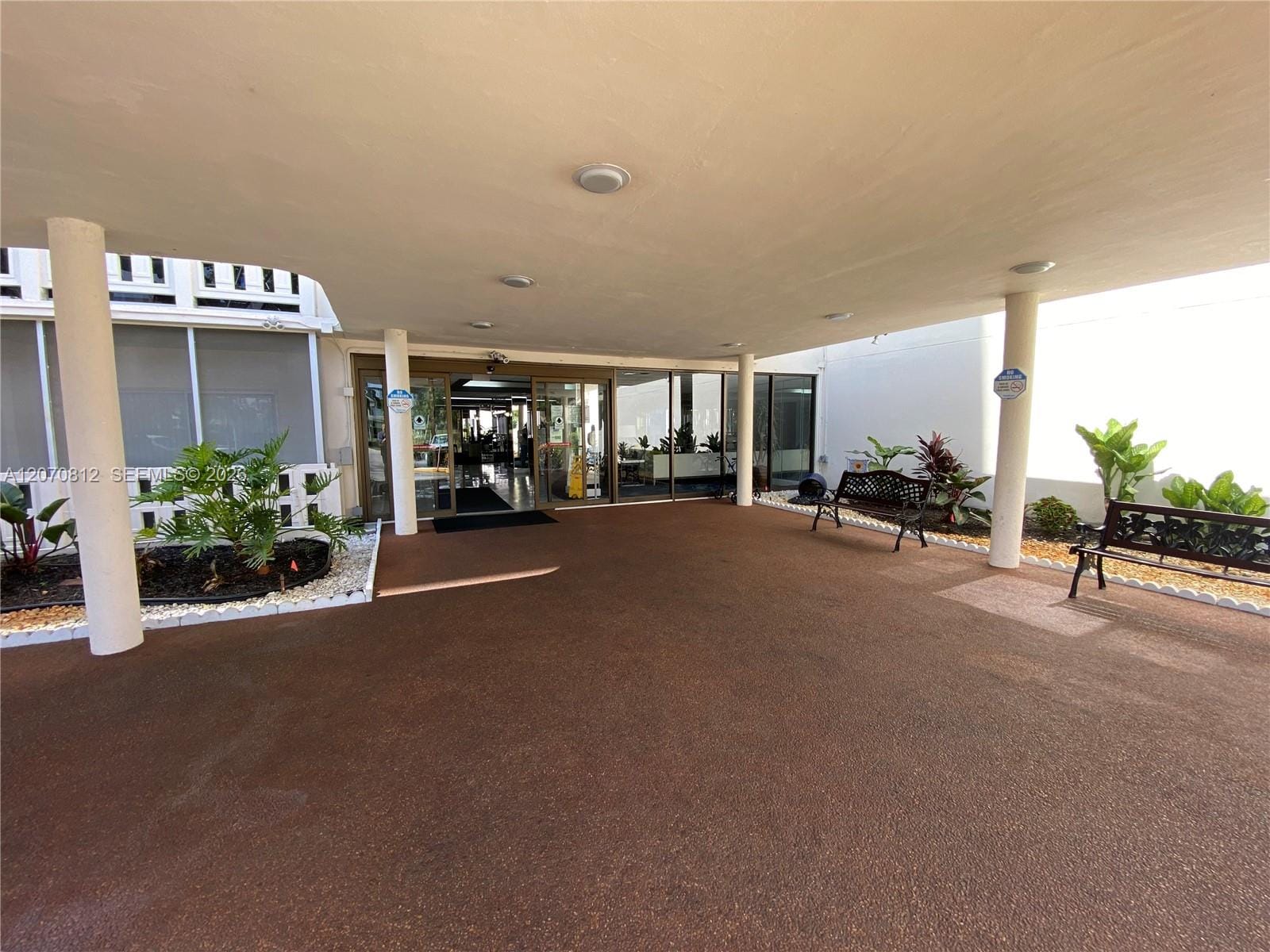 4330 Hillcrest Drive 1009, Hollywood, FL 33021 photo 3