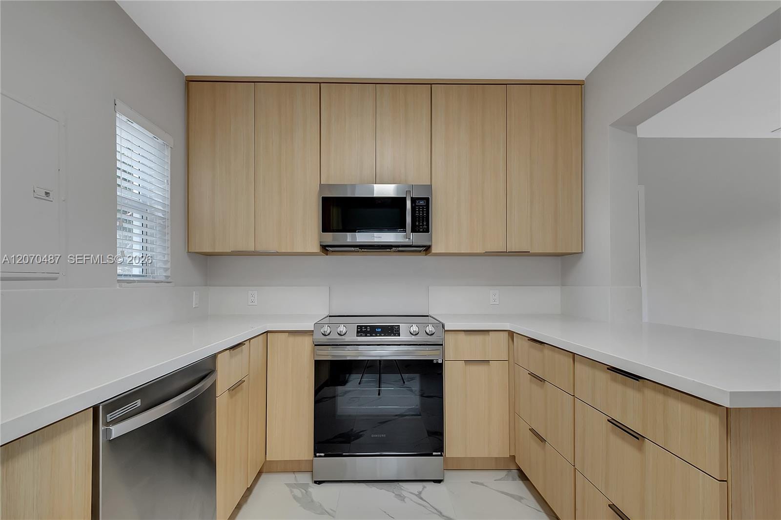 3783 SW 27th Street 0 — photo 6