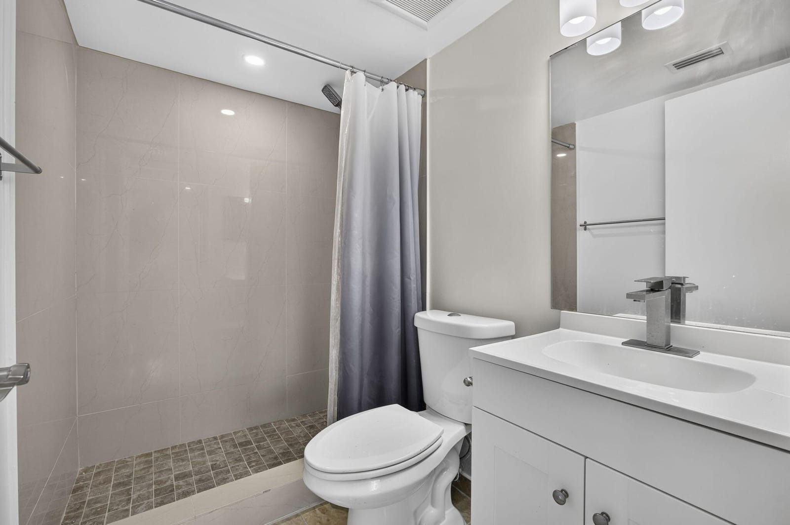 7262 GOLF COLONY Court 204, Lake Worth, FL 33467 photo 7