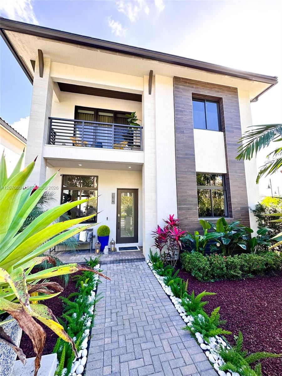 8286 NW 51st Terrace, Doral, FL 33166