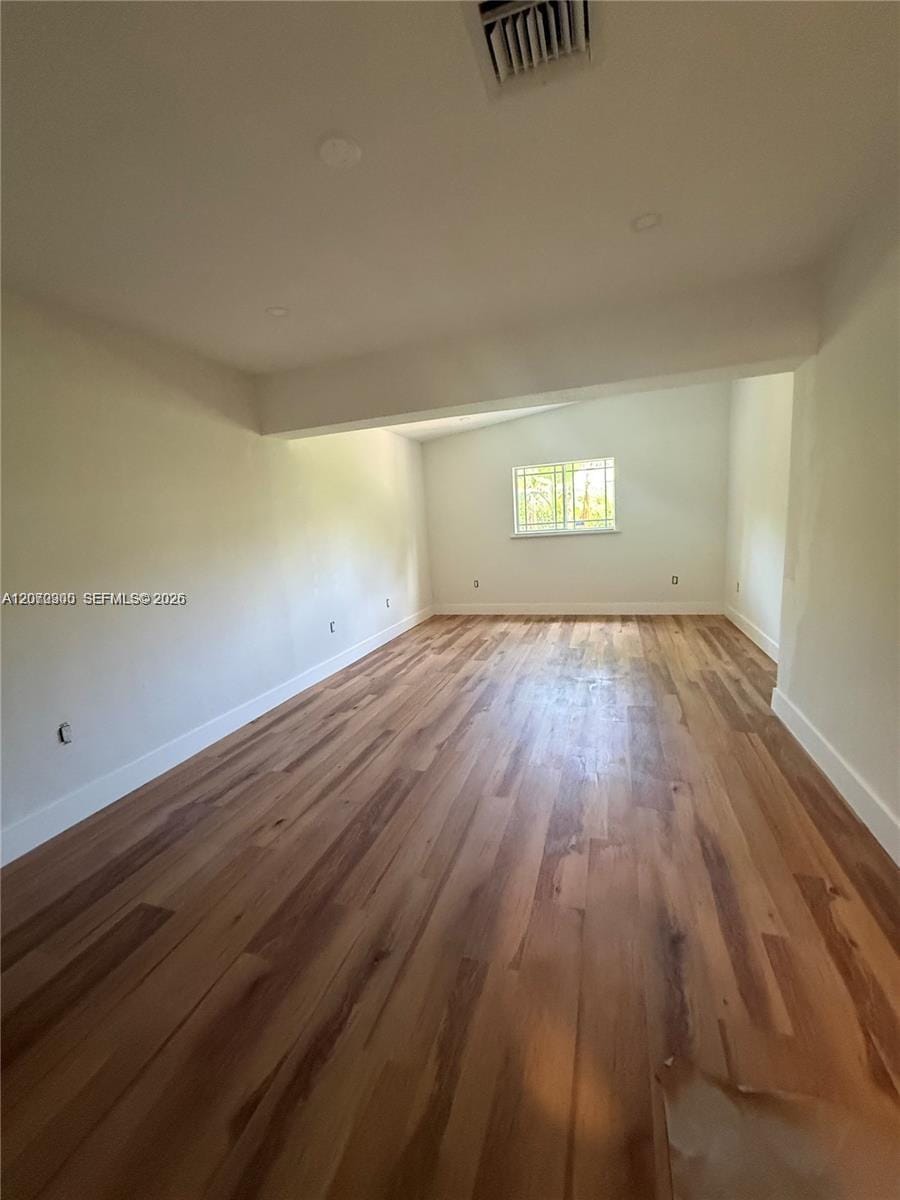 1532 Trillo Avenue — photo 7