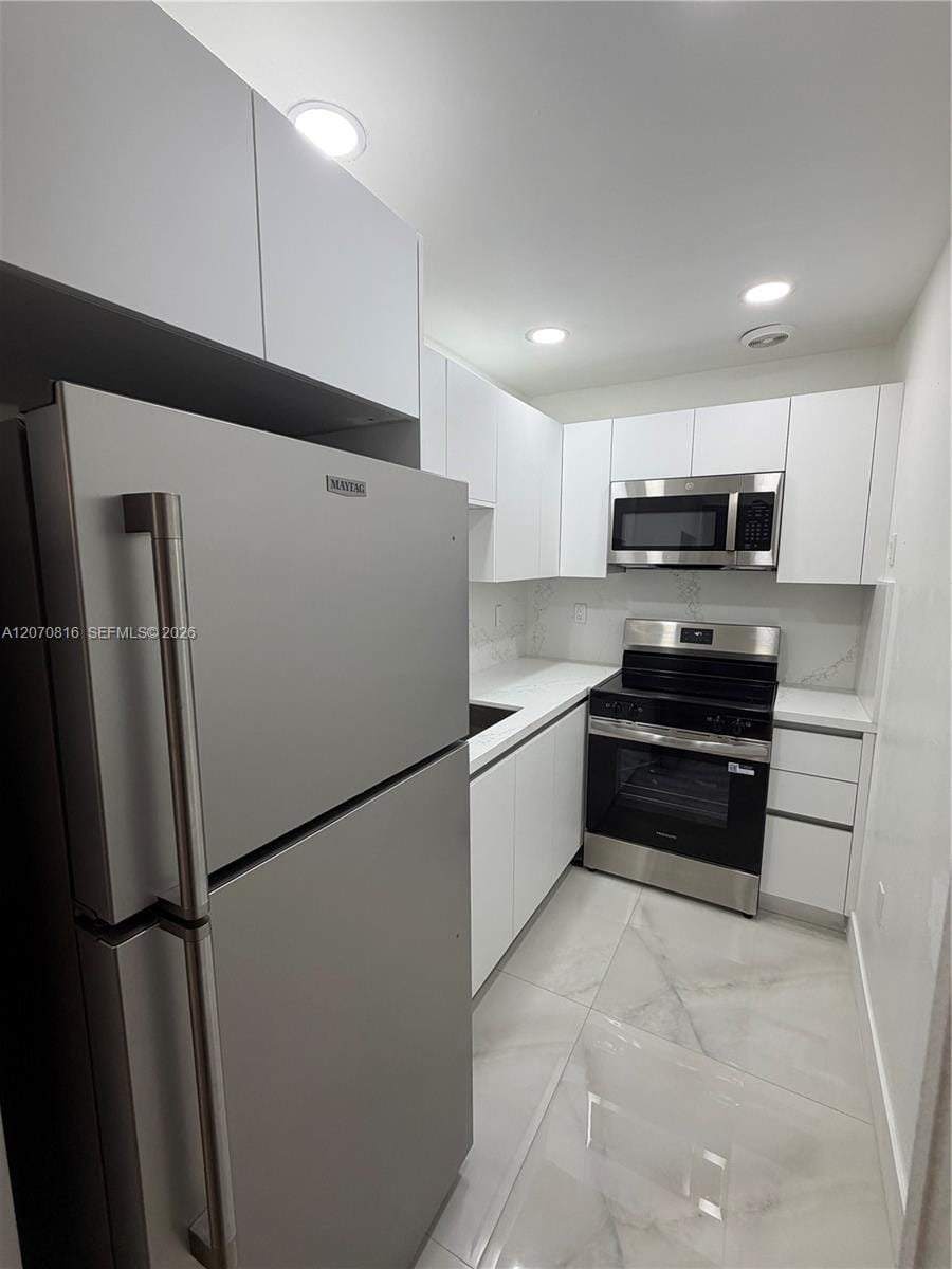 4713 NW 7th Street 409-1, Miami, FL 33126 photo 3