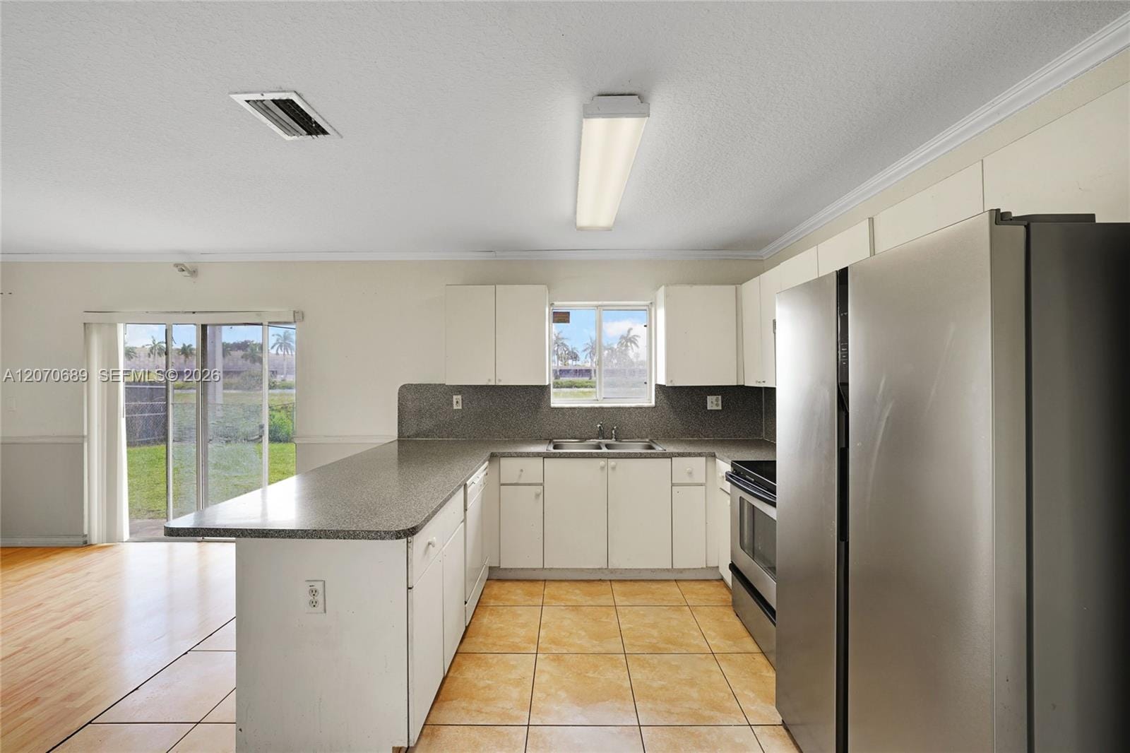 1714 NW 204th Street, Miami Gardens, FL 33056 photo 8
