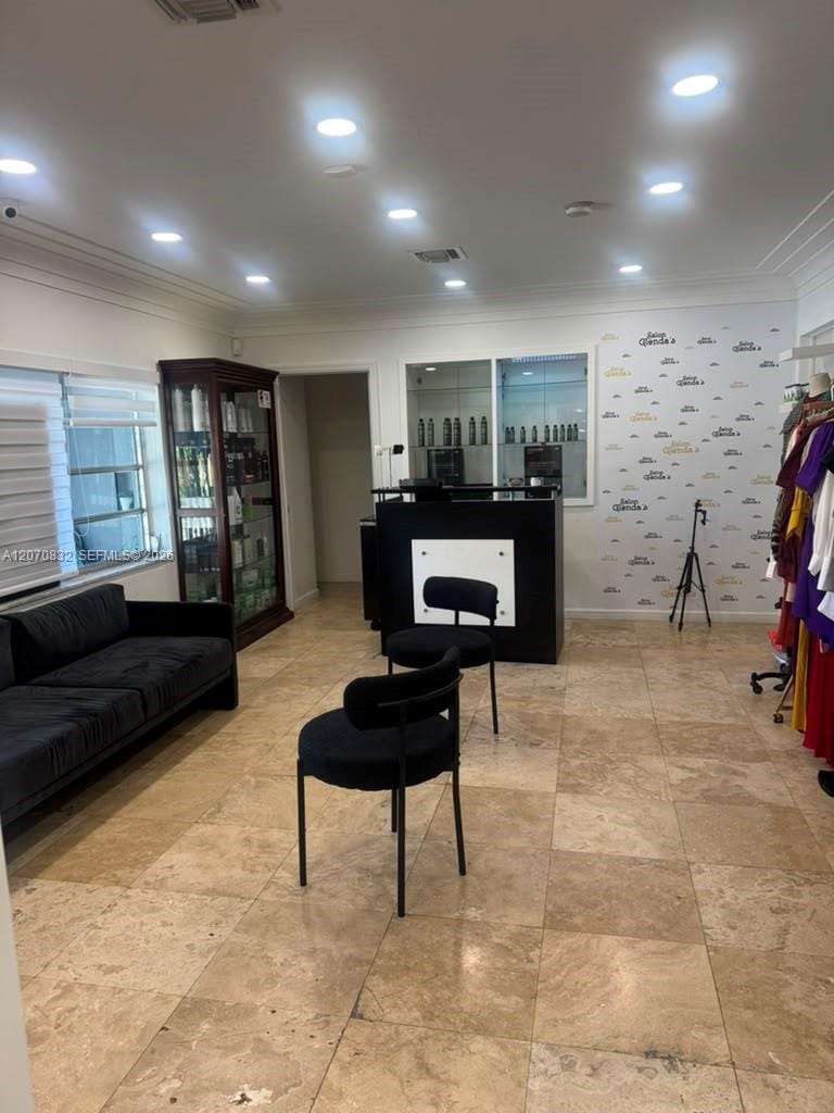 Beauty Salon SW Beauty Salon Near Coral Way — photo 3