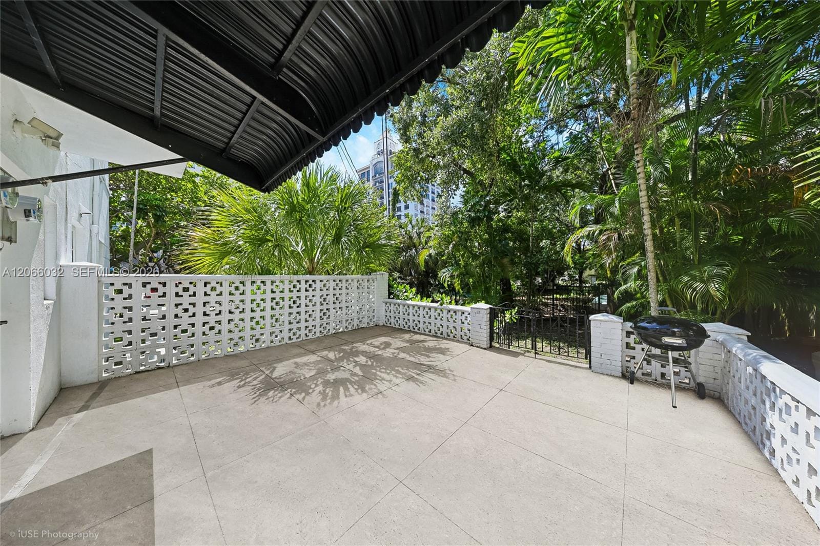 400 Alcazar Avenue, Coral Gables, FL 33134 photo 15