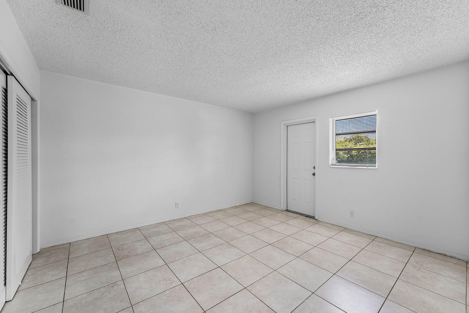 263 SE 8TH Terrace — photo 12