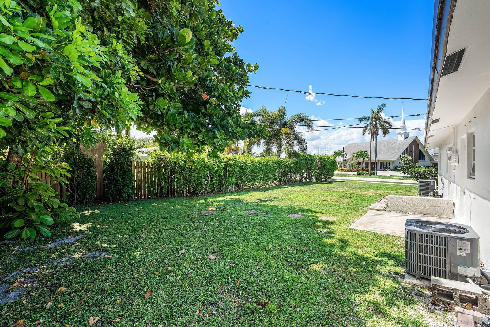 263 SE 8TH Terrace, Deerfield Beach, FL 33441 photo 17