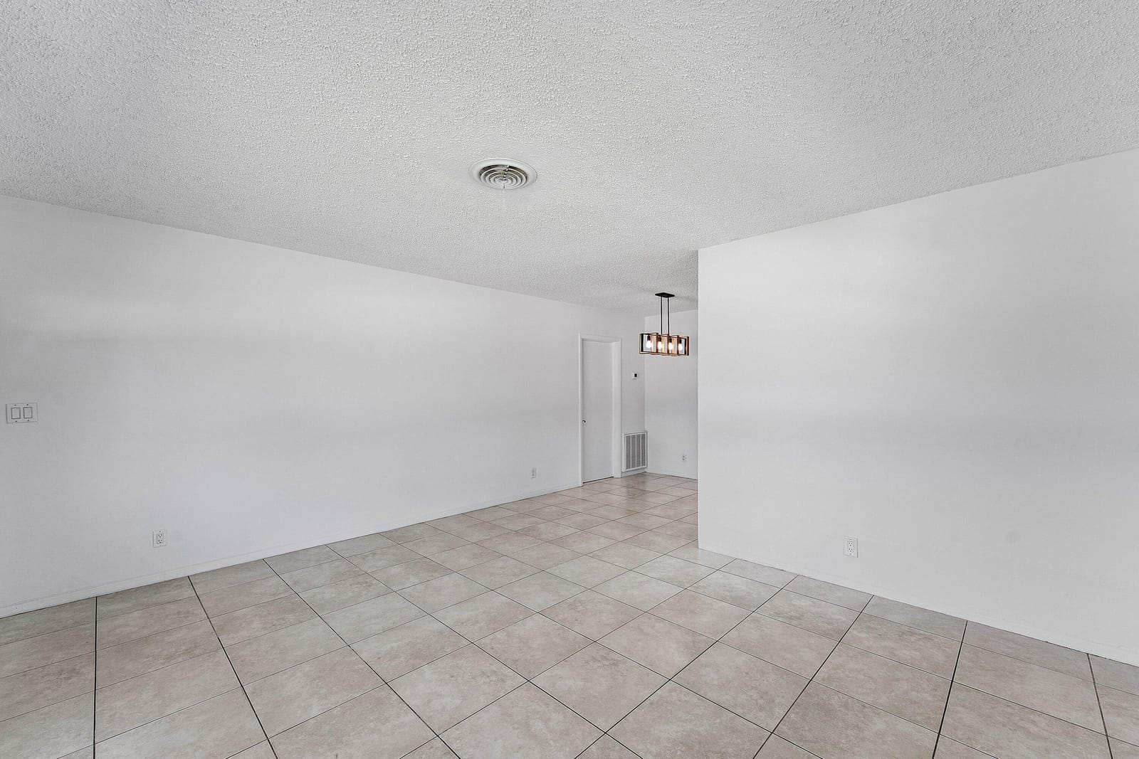 263 SE 8TH Terrace — photo 5