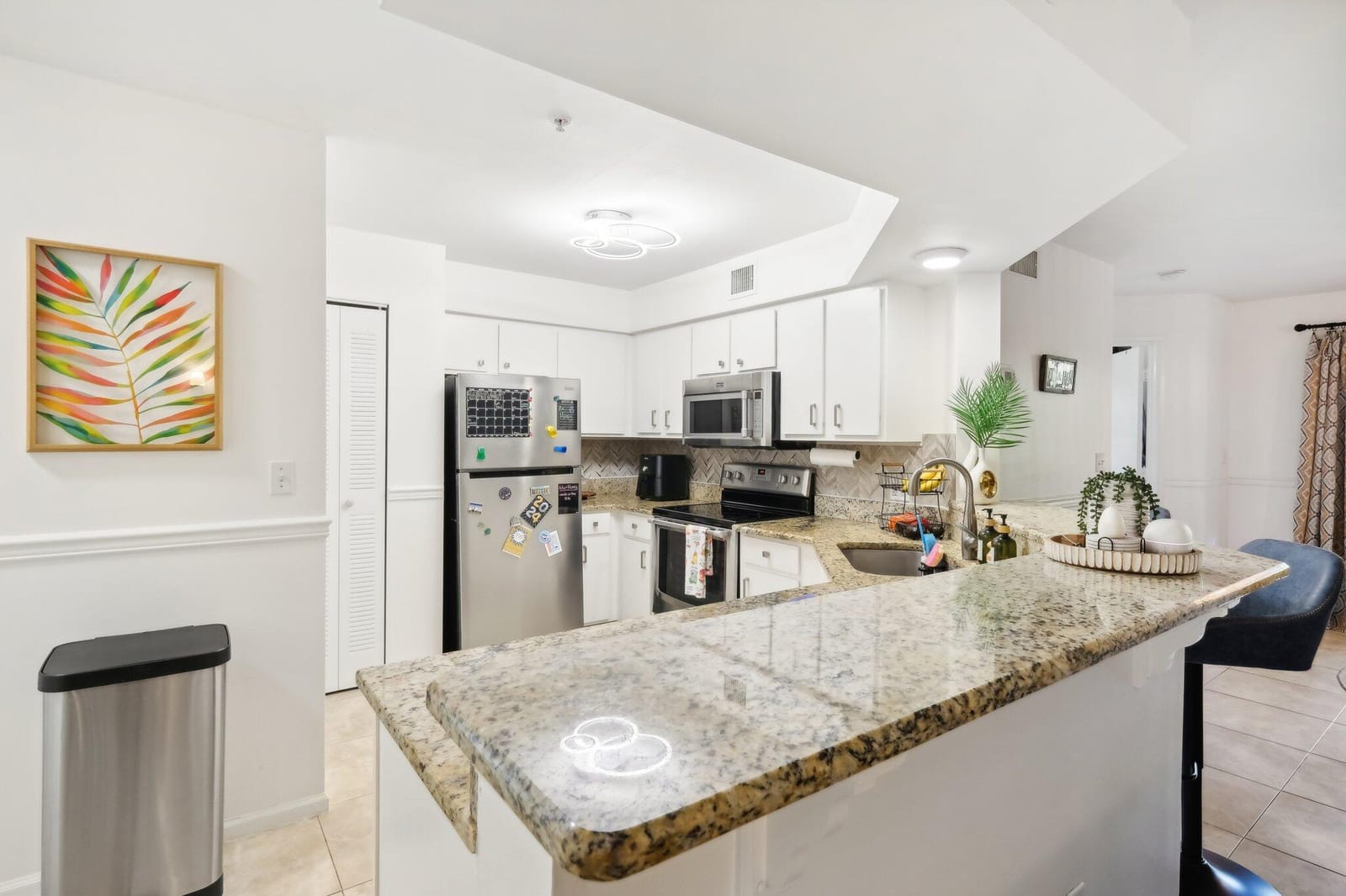 300 Scotia Drive 3040 — photo 2