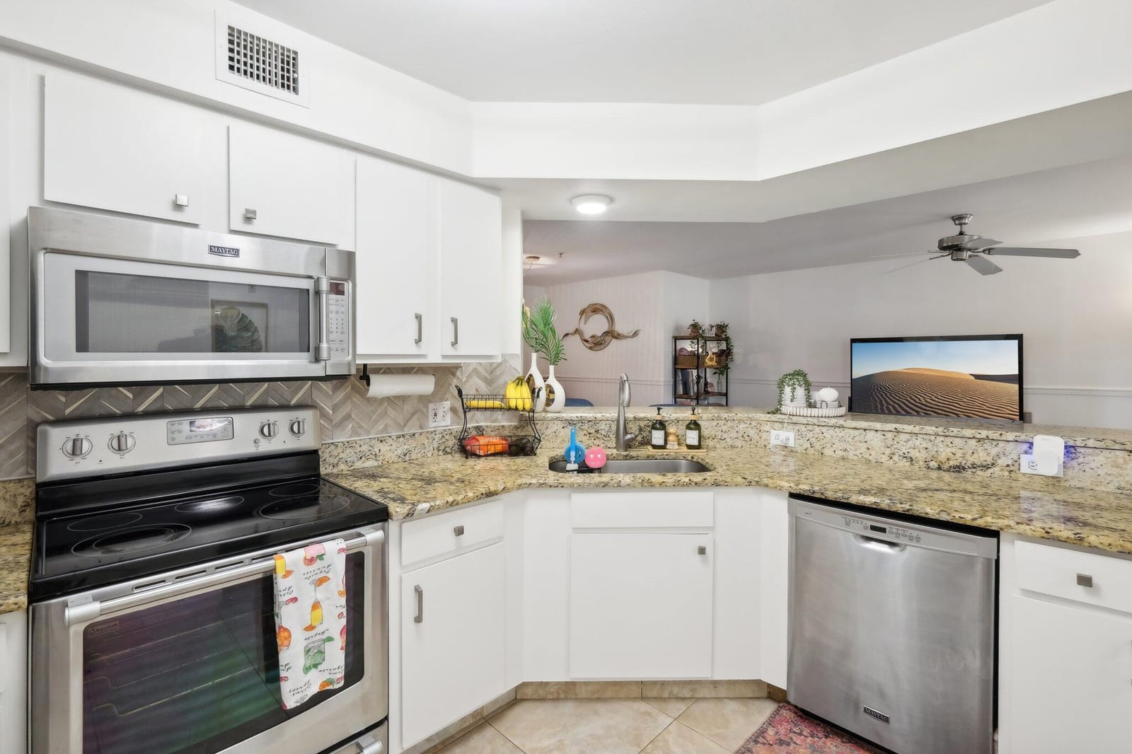 300 Scotia Drive 3040 — photo 3