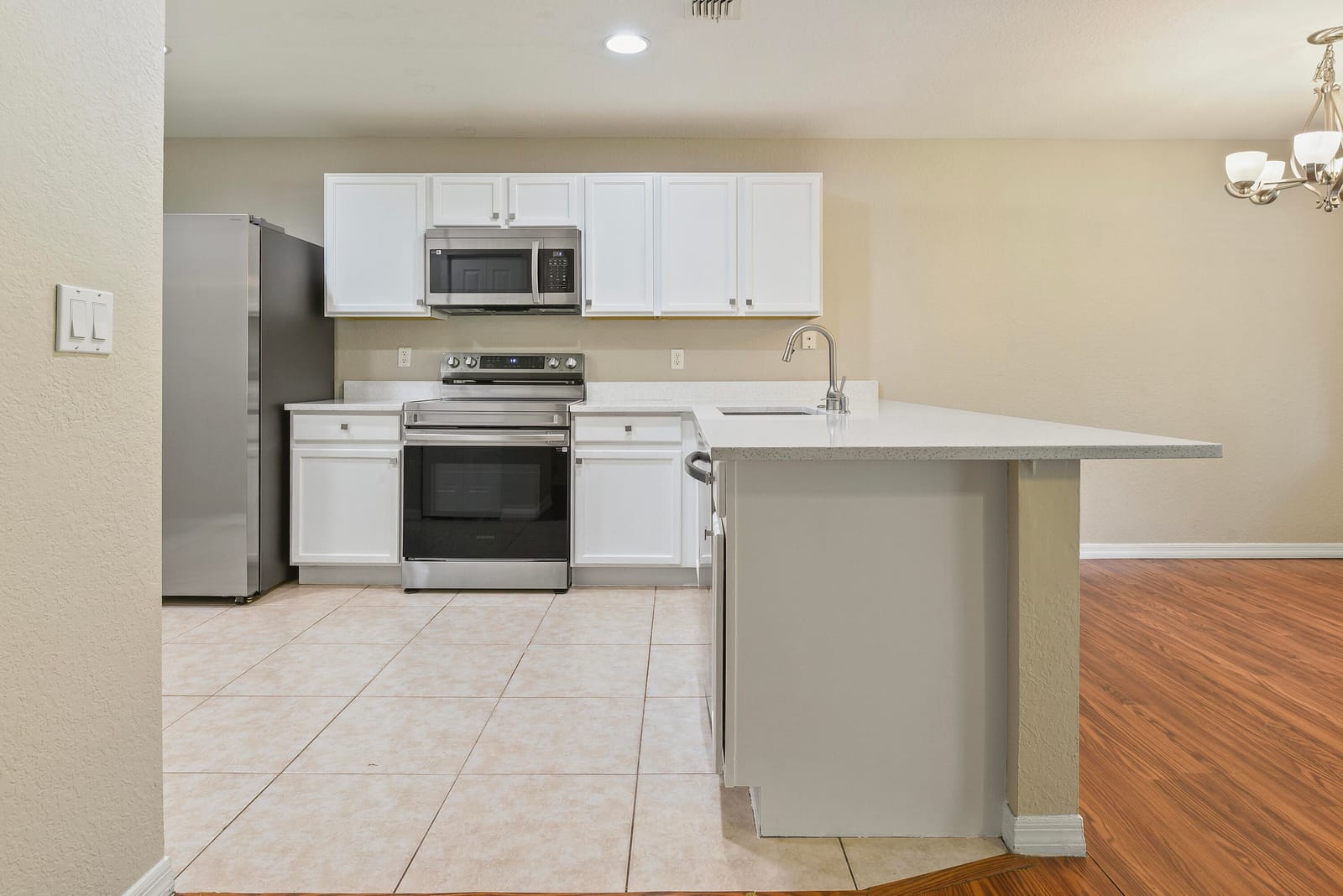2205 SW MARSHFIELD Court 2205 — photo 9