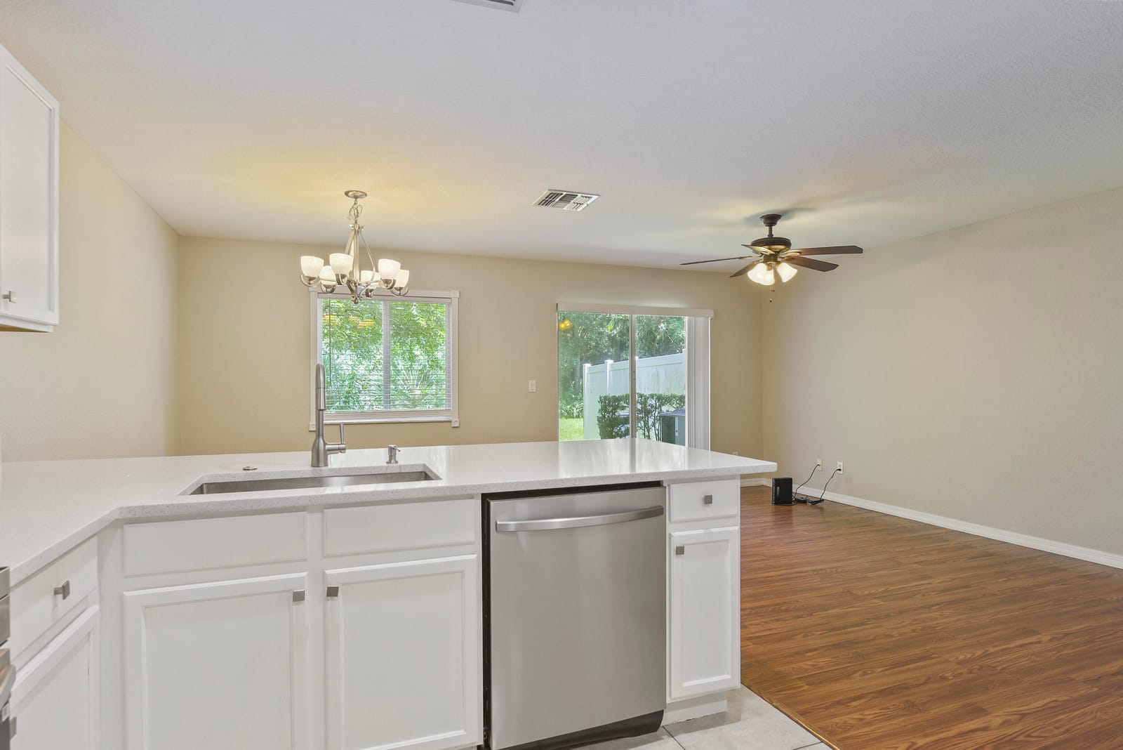 2205 SW MARSHFIELD Court 2205 — photo 11