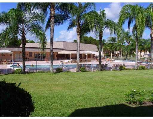 22 Abbey Lane 104, Delray Beach, FL 33446 photo 17