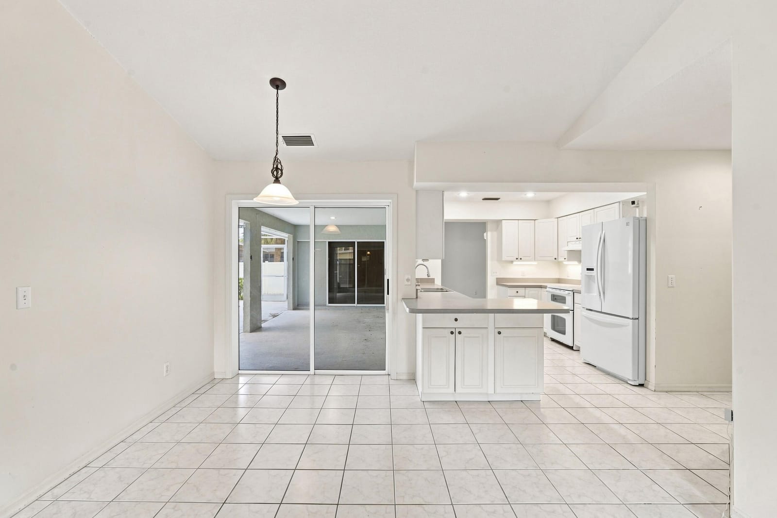 6512 FLORA Way, Fort Pierce, FL 34951 photo 10