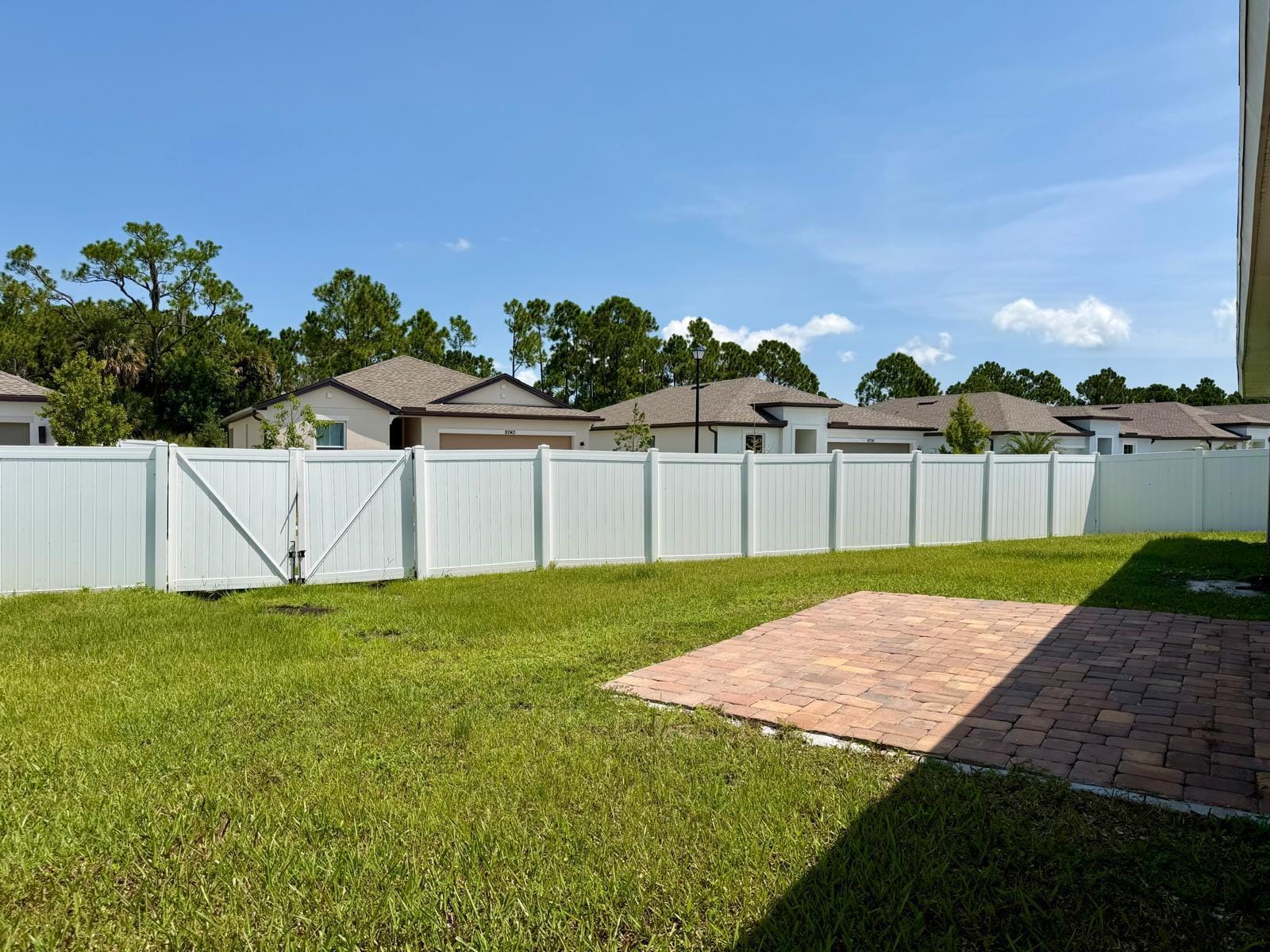 340 PALM BREEZES Drive, Fort Pierce, FL 34945 photo 23