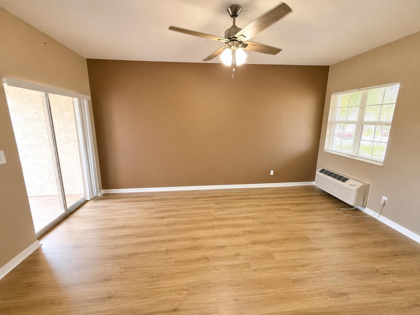 9983 Perfect Drive side B — photo 3