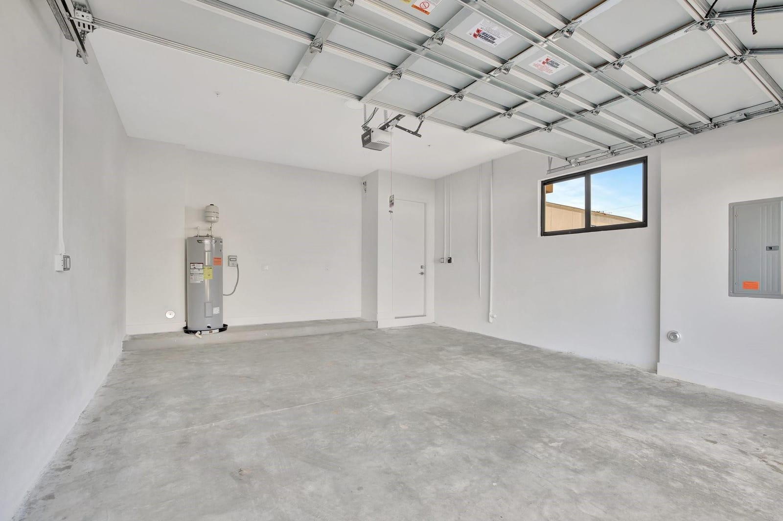 4208 NE 7TH Terrace — photo 10