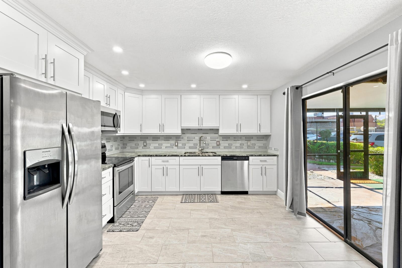 4165 Turnberry Circle 24 — photo 6
