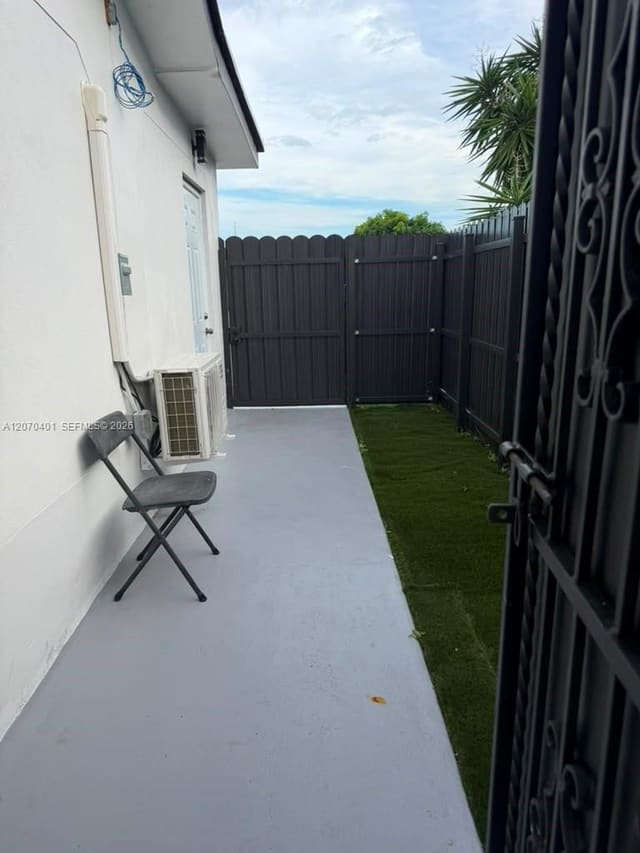 861 E 33rd Street 1, Hialeah, FL 33013