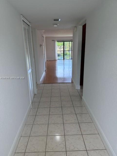 164 Lakeview Drive 204, Racquet Club Apartments A, Weston, FL