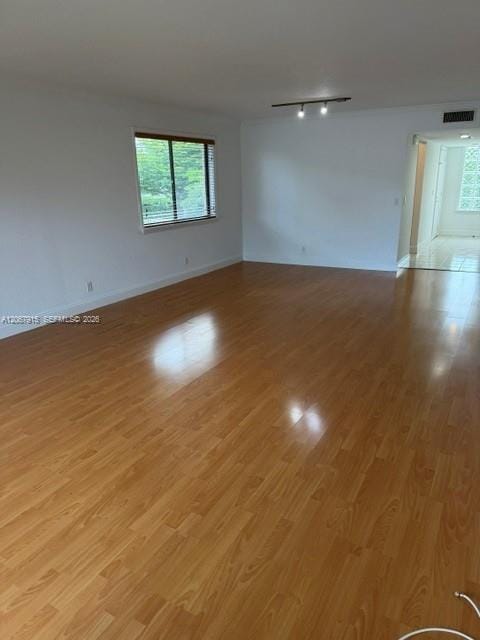 164 Lakeview Drive 204 — photo 3