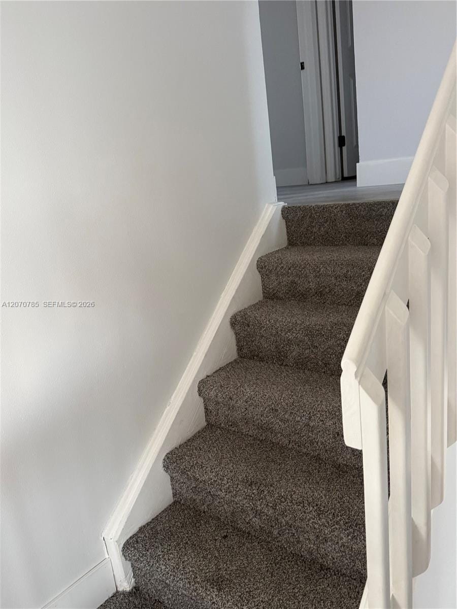 13950 Oak Ridge Drive — photo 9