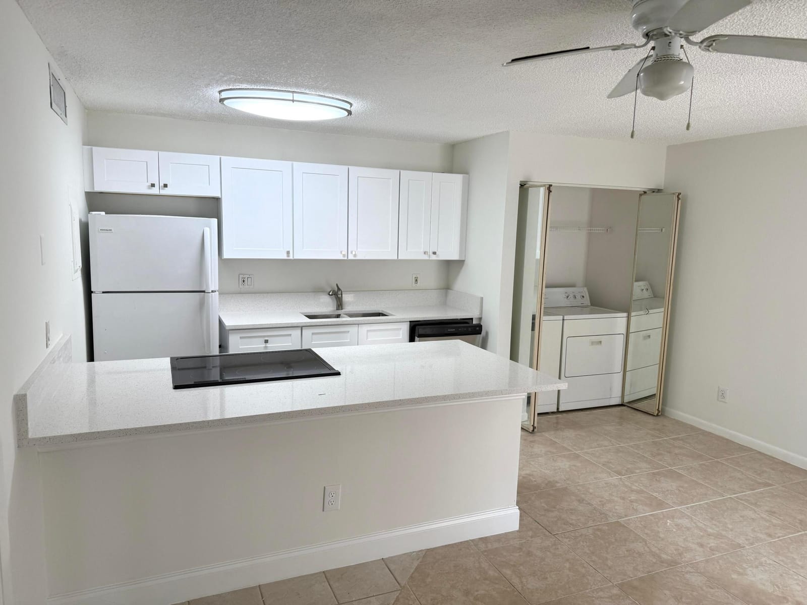 629 Executive Center Drive J103 — photo 3