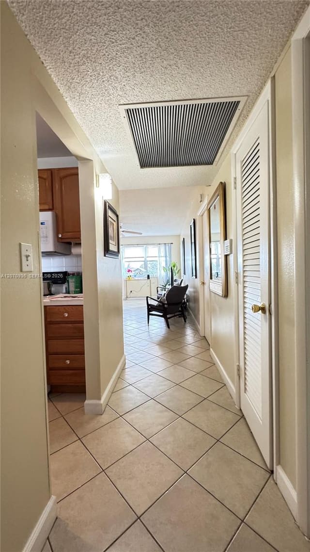 2200 Park Lane 311, Hollywood, FL 33021