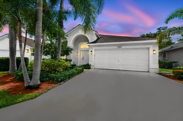 2203 Soundings Court, River Bridge, Greenacres, FL