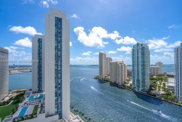 300 S Biscayne Boulevard T-2416, Miami, FL 33131