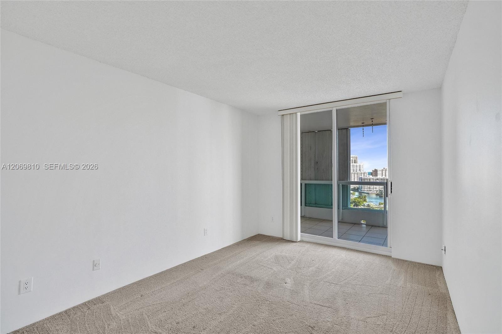 21205 Yacht Club Drive 2310 — photo 6