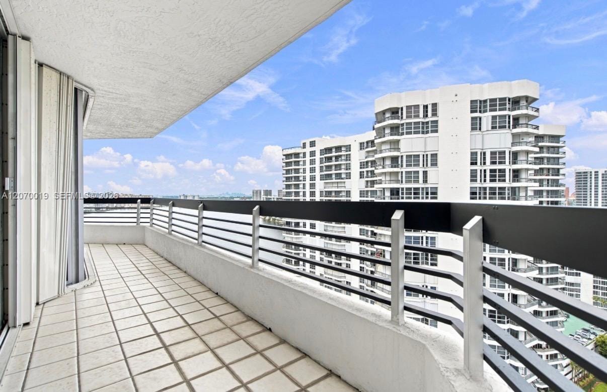 19195 NE 36th Court 2601, Aventura, FL 33180 photo 25