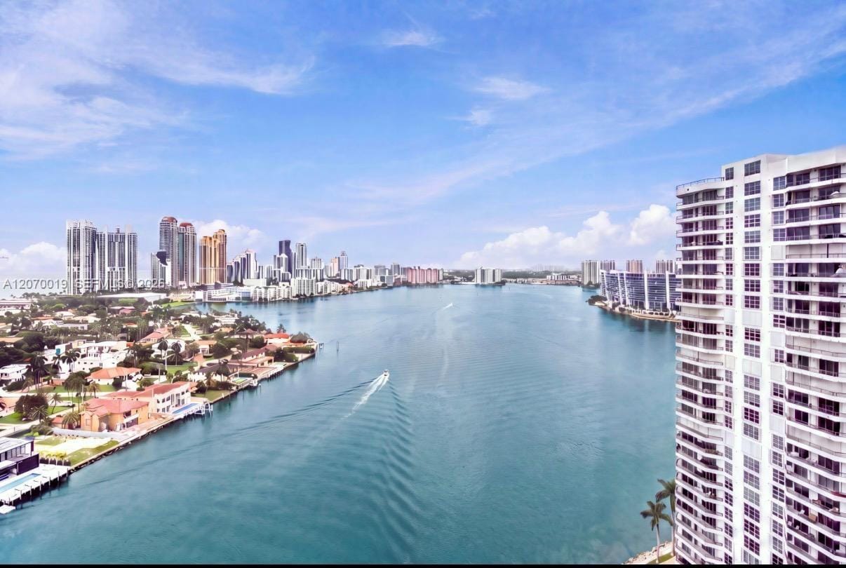 19195 NE 36th Court 2601, Aventura, FL 33180