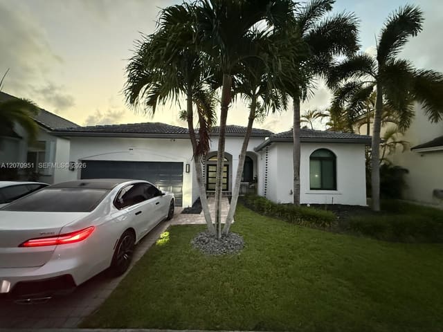 1825 SE 20th Road, Homestead, FL 33035