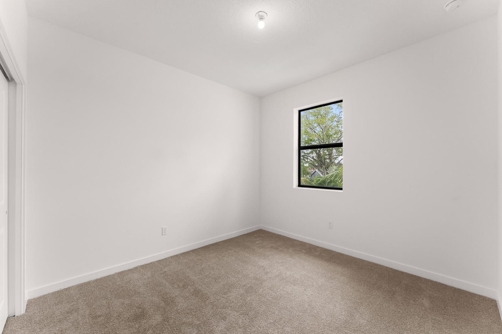 7382 BRENNER Avenue — photo 7